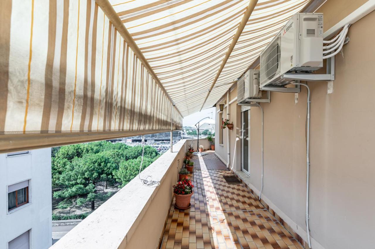 Central Station Terrace Apartment Near The Sea Pescara Esterno foto
