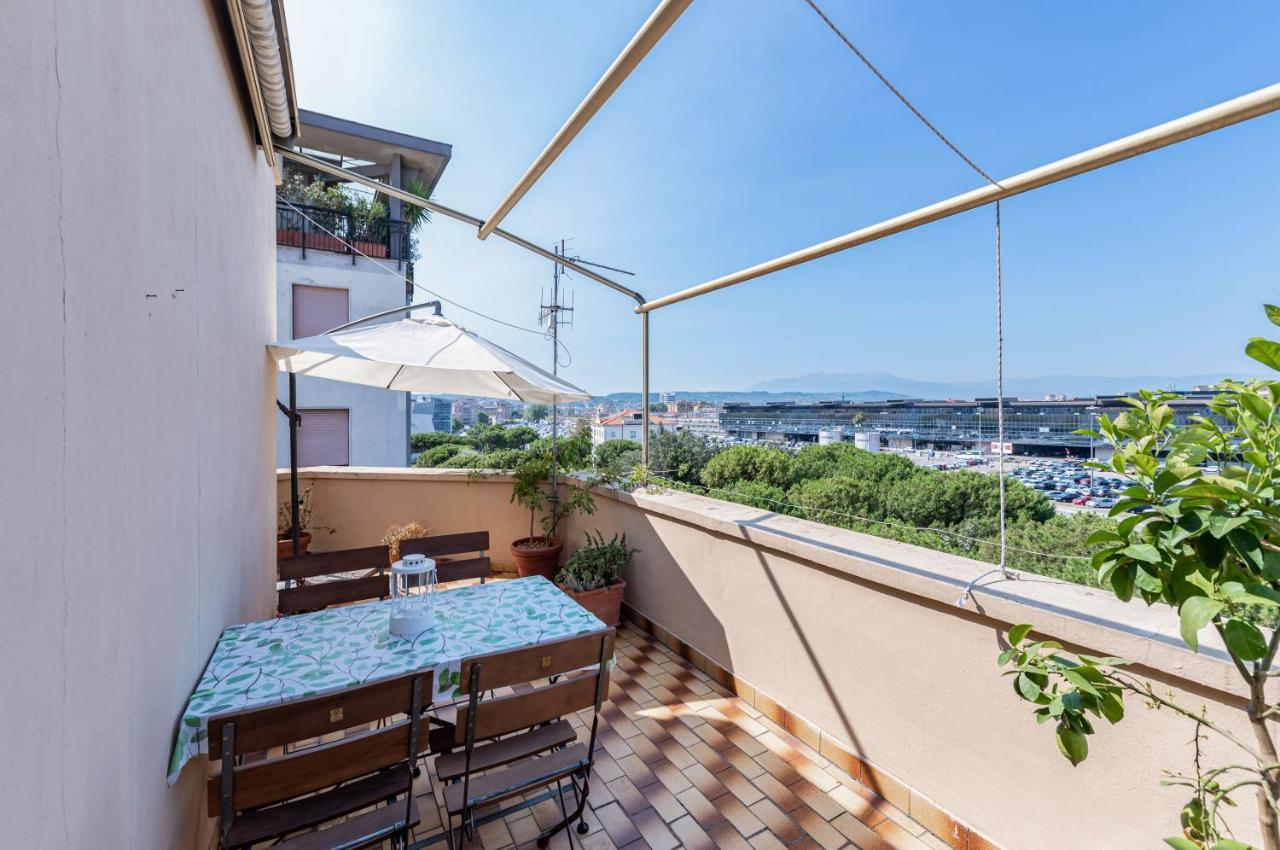 Central Station Terrace Apartment Near The Sea Pescara Esterno foto