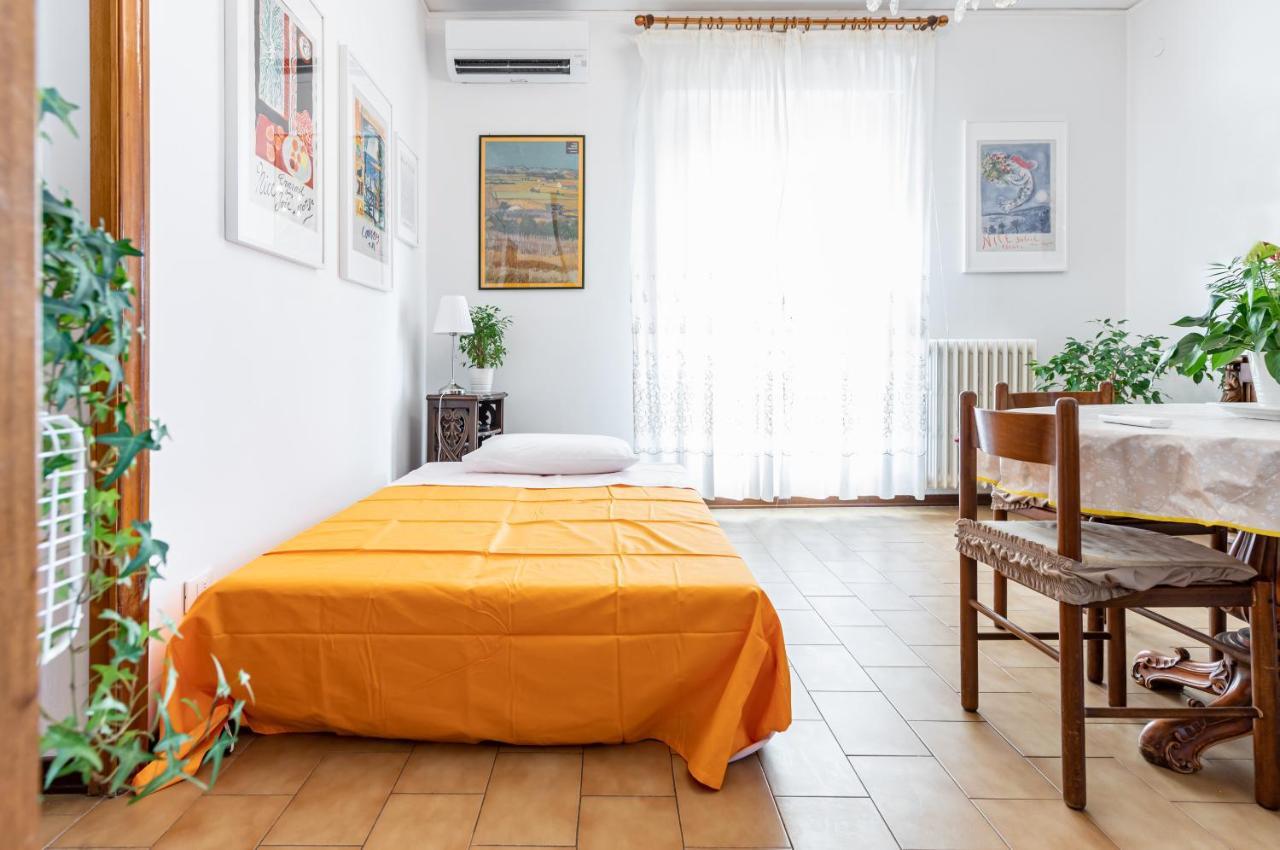 Central Station Terrace Apartment Near The Sea Pescara Esterno foto